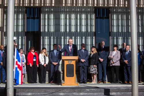 MIKAELA MACKENZIE / WINNIPEG FREE PRESS
President of Iceland Guðni Th. Jóhannesson speaks before raising the Icelandic flag at City Hall in Winnipeg on Friday, May 17, 2019. For Aldo Santin story.
Winnipeg Free Press 2019.