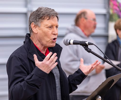 SASHA SEFTER / WINNIPEG FREE PRESS
Liberal MP for Winnipeg South Terry Duguid speaks to the crowd at the St. Norbert Farmers Market on the opening day of the market's outdoor season.
190518 - Saturday, May 18, 2019.