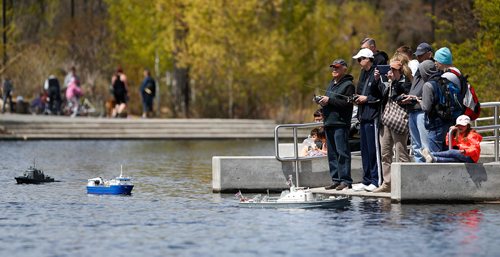 JOHN WOODS / WINNIPEG FREE PRESS
Members of the Winnipeg Model Boat Club operate their model boats at the Assiniboine Park duck pond in Winnipeg Sunday, May 19, 2019. 
Reporter: Intersection - Sanderson