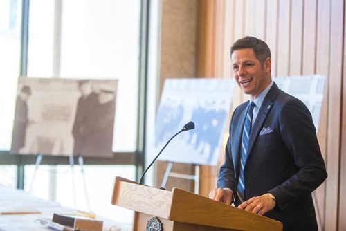MIKAELA MACKENZIE / WINNIPEG FREE PRESS
Mayor Brian Bowman speaks before the contents of a time capsule placed within the Public Safety Building on November 30, 1965 are opened at city hall in Winnipeg on Tuesday, May 21, 2019. For Aldo Santin story.
Winnipeg Free Press 2019.
