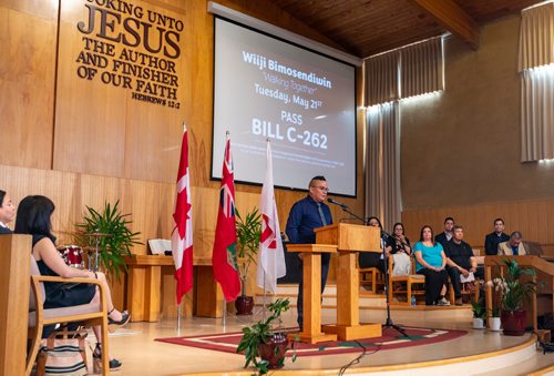 SASHA SEFTER / WINNIPEG FREE PRESS
Pastor Marty McLean speaks about the importance of Bill C-262 during a public rally titled Wiiji Bimosendiwin "walking together" hosted by the Encounter Life Fellowship in the Central River Heights Neighbourhood.
190521 - Tuesday, May 21, 2019.