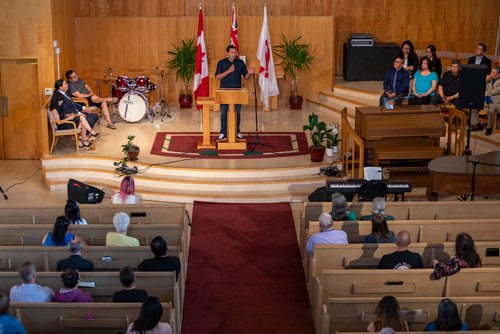 SASHA SEFTER / WINNIPEG FREE PRESS
Leader of the Manitoba NDP Wab Kinew speaks about the importance of Bill C-262 during a public rally titled Wiiji Bimosendiwin "walking together" hosted by the Encounter Life Fellowship in the Central River Heights Neighbourhood.
190521 - Tuesday, May 21, 2019.