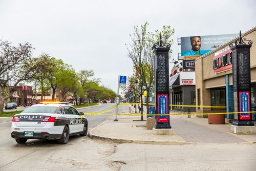 MIKAELA MACKENZIE / WINNIPEG FREE PRESS
Police have a scene taped off on Provencher Boulevard in Winnipeg on Wednesday, May 22, 2019. 
Winnipeg Free Press 2019.