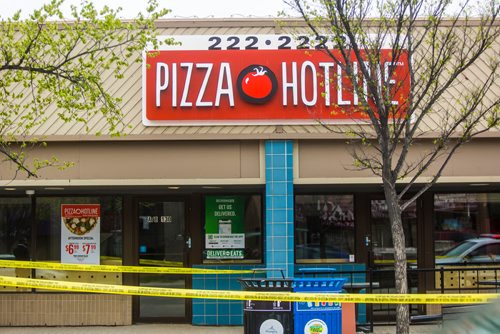 MIKAELA MACKENZIE / WINNIPEG FREE PRESS
Police have a scene taped off on Provencher Boulevard in Winnipeg on Wednesday, May 22, 2019. 
Winnipeg Free Press 2019.