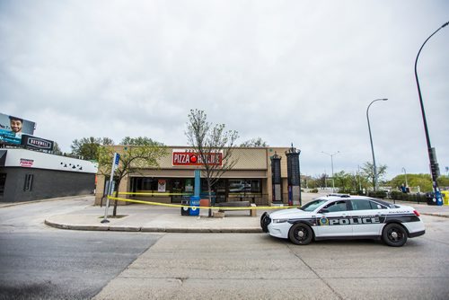 MIKAELA MACKENZIE / WINNIPEG FREE PRESS
Police have a scene taped off on Provencher Boulevard in Winnipeg on Wednesday, May 22, 2019. 
Winnipeg Free Press 2019.