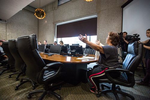 MIKAELA MACKENZIE / WINNIPEG FREE PRESS
Victoria Heart speaks to appeal an extremely dangerous dog designation at City Hall in Winnipeg on Wednesday, May 22, 2019. For Ryan Thorpe story.
Winnipeg Free Press 2019.