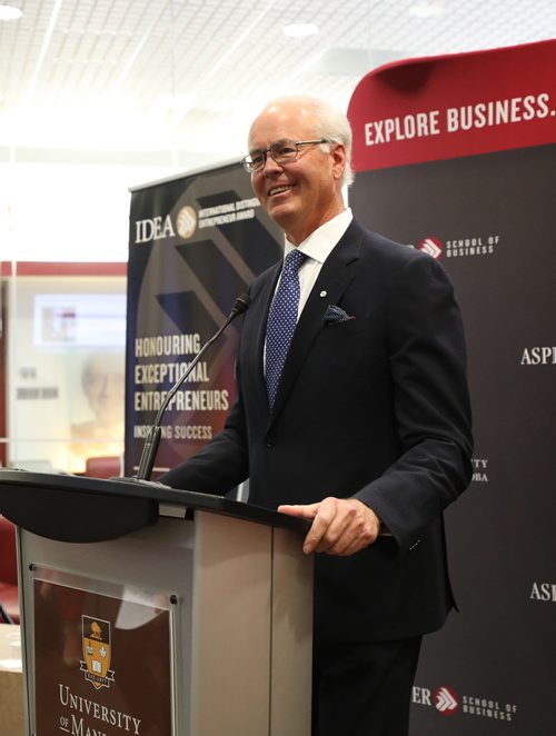 RUTH BONNEVILLE / WINNIPEG FREE PRESS 

Biz - Hartley Richardson

Story: Hartley Richardson talks to Asper School students   in the lounge at the  Drake Centre Wednesday.

Hartley Richardson is to receive the prestigious IDEA award from the U of Ms Asper School of Business at a function Thursday evening.  

Martin Cash  | Business 



May 23, 2019
