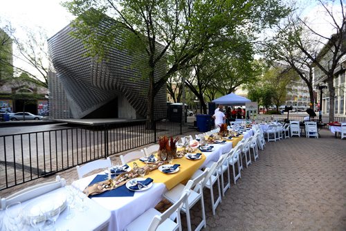 TREVOR HAGAN / WINNIPEG FREE PRESS
Table for 1200 More along Albert Street, Saturday, May 25, 2019.