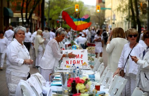 TREVOR HAGAN / WINNIPEG FREE PRESS
Table for 1200 More along Albert Street, Saturday, May 25, 2019.