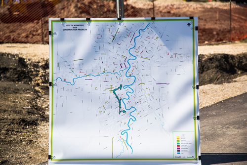 MIKAELA MACKENZIE / WINNIPEG FREE 
A map outlining 2019 City of Winnipeg construction projects a press conference announcing a road construction working group in Winnipeg on Monday, May 27, 2019.  For Ryan Thorpe story.
Winnipeg Free Press 2019.