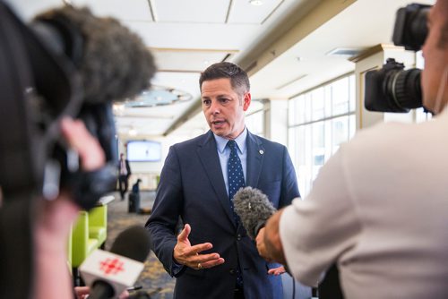 MIKAELA MACKENZIE / WINNIPEG FREE 
Mayor Brian Bowman scrums with the media about the planning, zoning and permitting review (which he has not seen yet) in Winnipeg on Tuesday, May 28, 2019.  For Caitlyn Gowriluk story.
Winnipeg Free Press 2019.