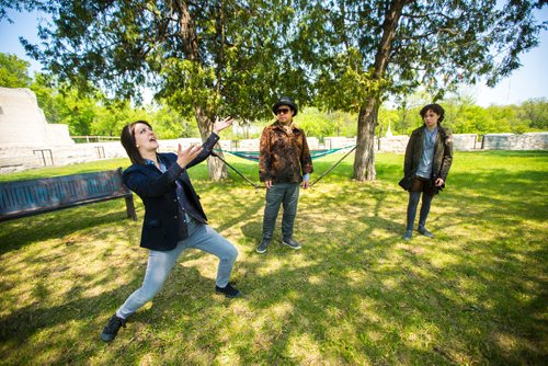 MIKAELA MACKENZIE / WINNIPEG FREE PRESS
Heather Russel-Smith (playing Hamlet, left), Daniel Chen (playing Rosencrantz), and Melissa Langdon (playing Guildenstern) act out a scene at a preview of Shakespeare in the Ruins at the Trappist Monastery Provincial Heritage Park in Winnipeg on Wednesday, May 29, 2019.  
Winnipeg Free Press 2019.