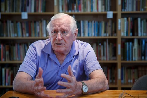 MIKE DEAL / WINNIPEG FREE PRESS
Actor Len Cariou is back in town for his show 'Broadway and the Bard' that will be on from June 14 - 16 at MTYP as well as the special show, A Tribute to Steven Schipper, at the RMTC.
190529 - Wednesday, May 29, 2019.