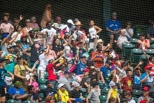 MIKAELA MACKENZIE / WINNIPEG FREE PRESS
Kids dance in the stands as the Goldeyes play against the Gary SouthShore RailCats at Shaw Park in Winnipeg on Thursday, May 30, 2019. 
Winnipeg Free Press 2019.