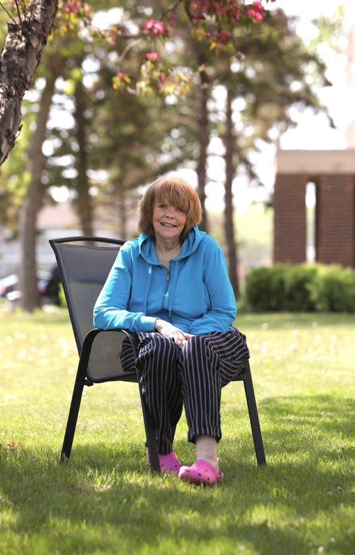 RUTH BONNEVILLE /  WINNIPEG FREE PRESS 

HEALTH - fecal transplant

Portraits of Sandi Smith, the recipient of the first fecal transplant in MB., at her residence Thursday.



JILL WILSON story.

May 30, 2019
