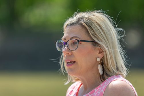 SASHA SEFTER / WINNIPEG FREE PRESS
Minister of Sustainable Development Rochelle Squires announces new development plans for a provincial park during a press conference on the main docks in The Forks.
190531 - Friday, May 31, 2019.