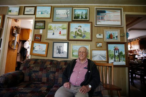 JOHN WOODS / WINNIPEG FREE PRESS
Len Van Roon, D-Day veteran, is photographed with his paintings in his Charleswood home Wednesday, May 29, 2019. 

Reporter: Kevin Rollason