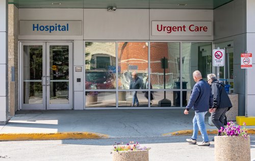 SASHA SEFTER / WINNIPEG FREE PRESS
The new "Urgent Care" signage at Concordia Hospital.
190603 - Monday, June 03, 2019.