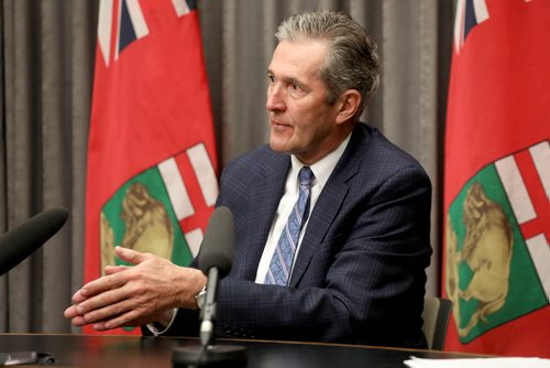 RUTH BONNEVILLE /  WINNIPEG FREE PRESS 

Manitoba Premier Brian Pallister holds news conference at the Legislative Building but comes short on calling an election Tuesday.



June 4th, 2019
