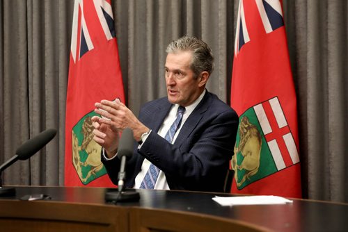 RUTH BONNEVILLE /  WINNIPEG FREE PRESS 

Manitoba Premier Brian Pallister holds news conference at the Legislative Building but comes short on calling an election Tuesday.



June 4th, 2019
