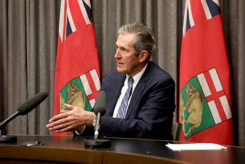 RUTH BONNEVILLE /  WINNIPEG FREE PRESS 

Manitoba Premier Brian Pallister holds news conference at the Legislative Building but comes short on calling an election Tuesday.



June 4th, 2019
