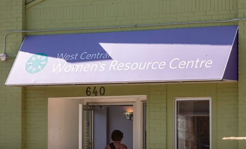 SASHA SEFTER / WINNIPEG FREE PRESS     
Make Poverty History Manitoba holds a press conference at the West Central Women's Resource Centre.
190605 - Wednesday, June 05, 2019.