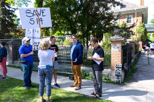 SASHA SEFTER / WINNIPEG FREE PRESS
Leader of the Manitoba Liberal Party Dougald Lamont stands with protesters during a rally held by the community to protest the demolition of 514 Wellington Crescent.
190607 - Friday, June 07, 2019.