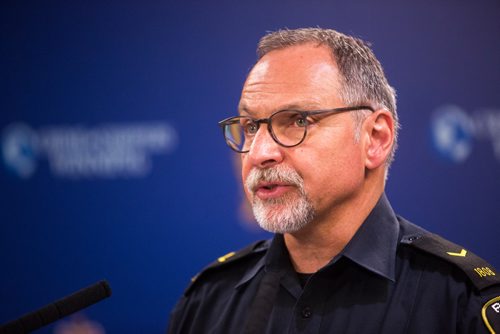 MIKAELA MACKENZIE / WINNIPEG FREE PRESS
Constable Rob Carver speaks at a media briefing about the homicide of Justin Silicz at the police headquarters in Winnipeg on Friday, June 7, 2019. For Katie May story.  
Winnipeg Free Press 2019.