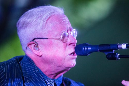 MIKAELA MACKENZIE / WINNIPEG FREE PRESS
Bruce Cockburn plays at the Rise Up 100: Songs for the Next Century Concert at Old Market Square in Winnipeg on Saturday, June 8, 2019. For Nadya story.  
Winnipeg Free Press 2019.