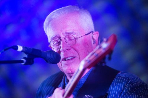 MIKAELA MACKENZIE / WINNIPEG FREE PRESS
Bruce Cockburn plays at the Rise Up 100: Songs for the Next Century Concert at Old Market Square in Winnipeg on Saturday, June 8, 2019. For Nadya story.  
Winnipeg Free Press 2019.