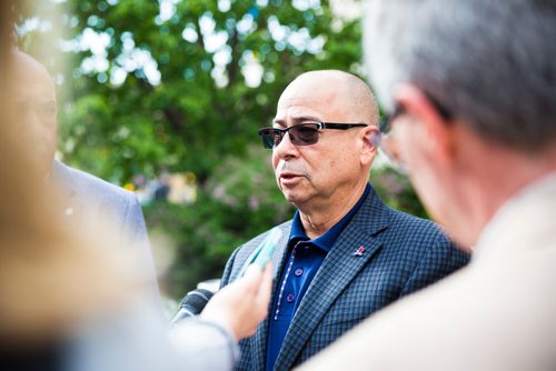 MIKAELA MACKENZIE / WINNIPEG FREE PRESS
John Costa, ATU International president speaks to the media outside of City Hall in Winnipeg on Tuesday, June 11, 2019. For Aldo story.  
Winnipeg Free Press 2019.