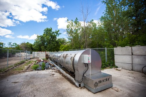 MIKAELA MACKENZIE / WINNIPEG FREE PRESS
The Biovator composting system at The Forks in Winnipeg on Tuesday, June 11, 2019.  The Forks recently replaced dishware with 100% reusable and compostable products in its path towards a zero-waste goal. For Tessa Vanderhart story.  
Winnipeg Free Press 2019.