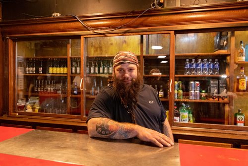 MIKE SUDOMA / Winnipeg Free Press
Mike Chipka, a jack of all trades including being behind the bar at the Royal Albert Hotel.
June 12, 2019