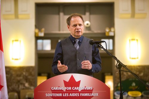 MIKAELA MACKENZIE / WINNIPEG FREE PRESS
Liberal MP Kevin Lamoureux announces two new pilot projects for caregivers and their families in Winnipeg on Saturday, June 15, 2019. For Caitlyn Gowriluk story.
Winnipeg Free Press 2019.