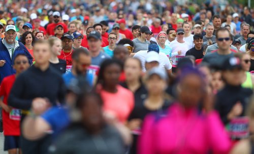 TREVOR HAGAN/ WINNIPEG PRESS
10k start at the Manitoba Marathon, Sunday, June 16, 2019.