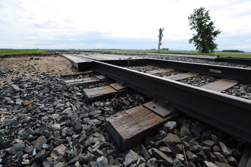 RUTH BONNEVILLE /  WINNIPEG FREE PRESS 

A 15-year-old boy is dead after a train and the dirt bike he was riding collided on Spruce Rd.  just one mile east of  Oakbank, Man. on Sunday evening.  

Photo taken from north side of tracks looking south east.  
 
See Tessa Vanderhart story. 

June 17th, 2019
