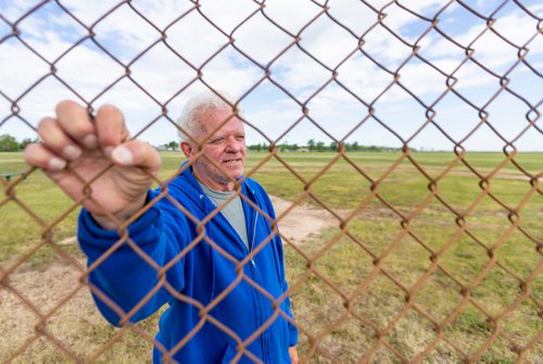 SASHA SEFTER / WINNIPEG FREE PRESS
Cameron Oberton is a driver with Holy Care Transit who has had his license suspended due to a recent vehicles for hire city bylaw because of a criminal conviction in his past.
190618 - Tuesday, June 18, 2019.
