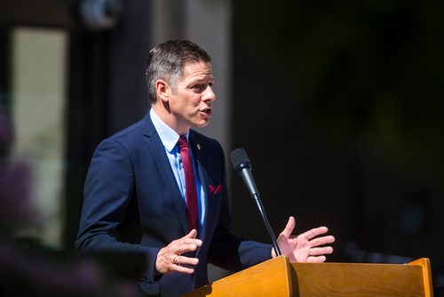 MIKAELA MACKENZIE / WINNIPEG FREE PRESS
Mayor Brian Bowman speaks at the third annual ceremony for signing Winnipeg's Indigenous Accord at City Hall in Winnipeg on Tuesday, June 18, 2019. For Aldo Santin story.
Winnipeg Free Press 2019.