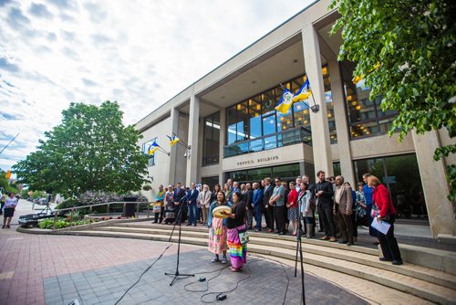 MIKAELA MACKENZIE / WINNIPEG FREE PRESS
Christine Slater (right) and Ariel Spence sing a song for the signatory procession at the third annual ceremony for signing Winnipeg's Indigenous Accord at City Hall in Winnipeg on Tuesday, June 18, 2019. For Aldo Santin story.
Winnipeg Free Press 2019.