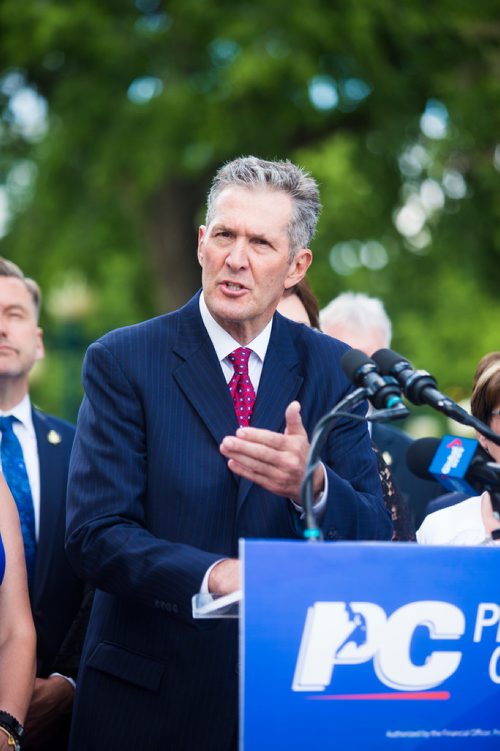 MIKAELA MACKENZIE / WINNIPEG FREE PRESS
Premier Brian Pallister announces a September election date in front of the Manitoba Legislative Building with his cabinet  in Winnipeg on Wednesday, June 19, 2019. For Larry/Dan story.
Winnipeg Free Press 2019.