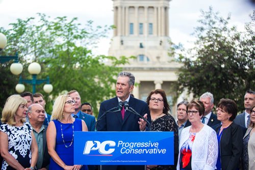 MIKAELA MACKENZIE / WINNIPEG FREE PRESS
Premier Brian Pallister announces a September election date in front of the Manitoba Legislative Building with his cabinet  in Winnipeg on Wednesday, June 19, 2019. For Larry/Dan story.
Winnipeg Free Press 2019.