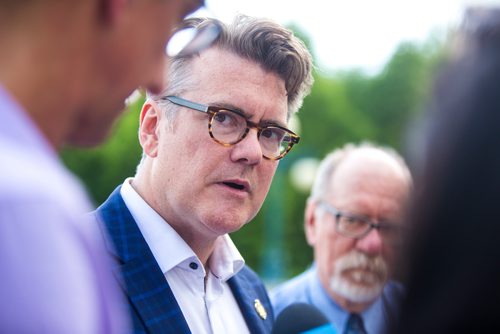 MIKAELA MACKENZIE / WINNIPEG FREE PRESS
Manitoba Liberal party leader Dougald Lamont responds to the media after Premier Brian Pallister announced a September election date in front of the Manitoba Legislative Building  in Winnipeg on Wednesday, June 19, 2019. For Larry/Dan story.
Winnipeg Free Press 2019.