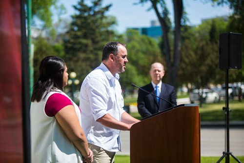 MIKAELA MACKENZIE / WINNIPEG FREE PRESS
Kevin Berube, executive director of Teach For Canada, speaks after Canada Life announces a commitment of over $500,000 combined to Teach For Canada and Connected North in front of the Great-West Life Centre in Winnipeg on Thursday, June 20, 2019. For Nick Frew story.
Winnipeg Free Press 2019.