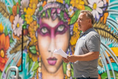 SASHA SEFTER / WINNIPEG FREE PRESS
Son of Sevala's Deli owner Del Demchuk speaks to the crowd during a luncheon put on by The Murals of Winnipeg website to honour his 2018 Mural of the Year a 46' x 12.5' mural titled "Life Goddess" bpainted on the side of Sevala's Ukrainian Deli in Transcona.
190620 - Thursday, June 20, 2019.