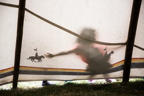 MIKAELA MACKENZIE / WINNIPEG FREE PRESS
Kids play outside the teepees at Aboriginal Day festivities at the Freighthouse Community Centre in Winnipeg on Friday, June 21, 2019. 
Winnipeg Free Press 2019.