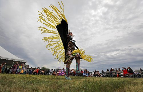 RUTH BONNEVILLE /  WINNIPEG FREE PRESS 

Local - KAPYONG

Celebrate National Indigenous Peoples Day on Kapyong Barracks Lands (Lipsett Hall land).

Fancy Shawl dancer (yellow) Elisha Berens from Poplar River dances with other indigenous dancers at the  celebration ceremony for National Indigenous Peoples Day at Kapyong Barracks Lands Friday.


See Kevin Rollason's story.  


June 21st , 2019
