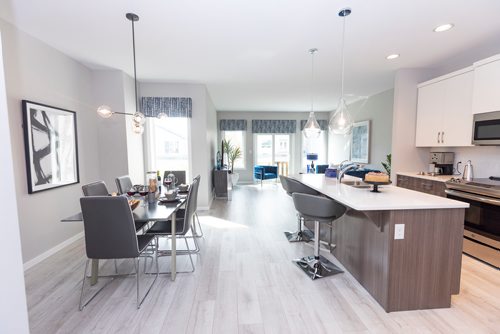 SASHA SEFTER / WINNIPEG FREE PRESS
The great room of a new home build at 38 Rowntree Avenue in Brigwater Trails.
190624 - Monday, June 24, 2019.