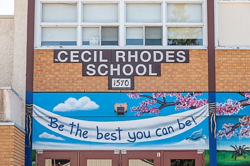 SASHA SEFTER / WINNIPEG FREE PRESS
Cecil Rhodes School located at 1570 Elgin Avenue West in Weston.
190628 - Friday, June 28, 2019.