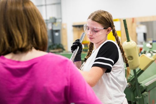 MIKAELA MACKENZIE / WINNIPEG FREE PRESS
Grace Alice Holt Frank uses the magnet brake at the Girls Exploring Trades and Technology at Red River College in Winnipeg on Tuesday, July 9, 2019. For Nadya Pankiw story.
Winnipeg Free Press 2019.