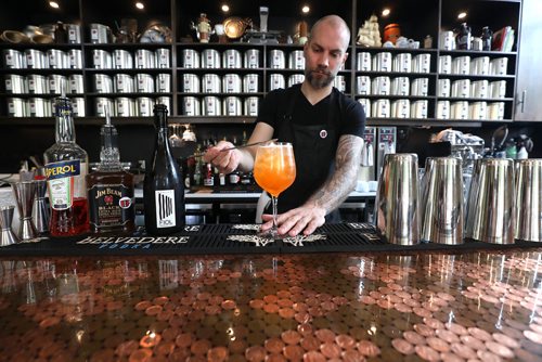 RUTH BONNEVILLE /  WINNIPEG FREE PRESS 

ARTS - Cocktail Beets and Peaches

Photo of Beets and Peaches for story. 

Description:- photo for Ben MacPhee-Sigurdsons feature on cocktails. Amsterdam Tea Room.  

July 9th, 2019 

